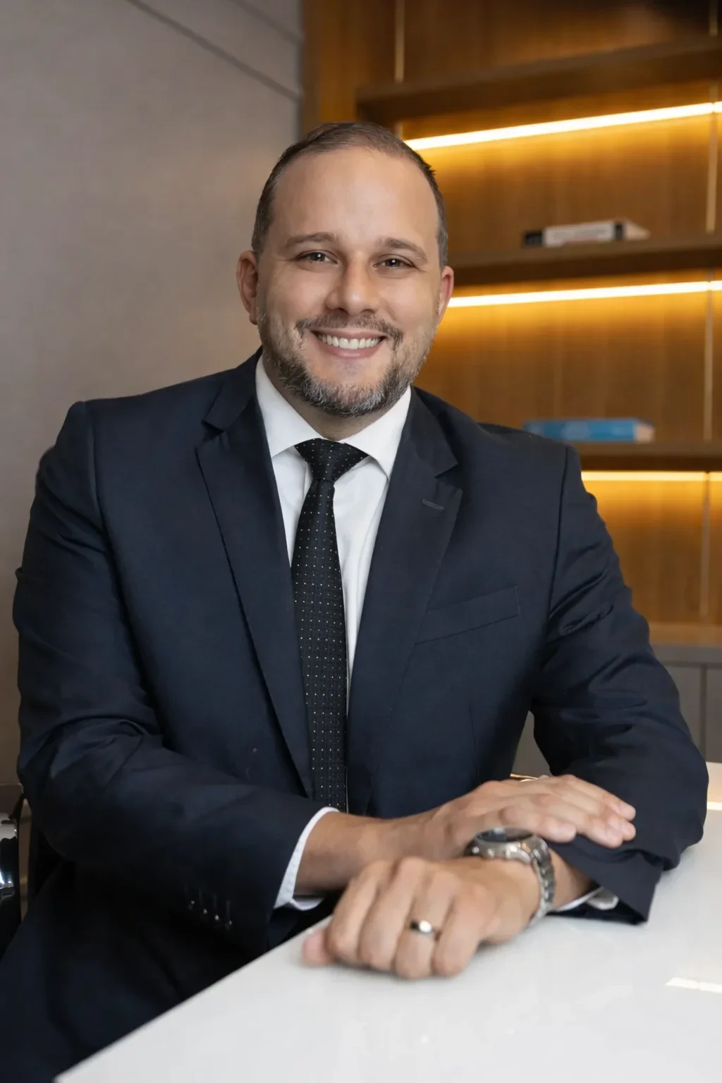 Dr. Emmanuel Nascimento